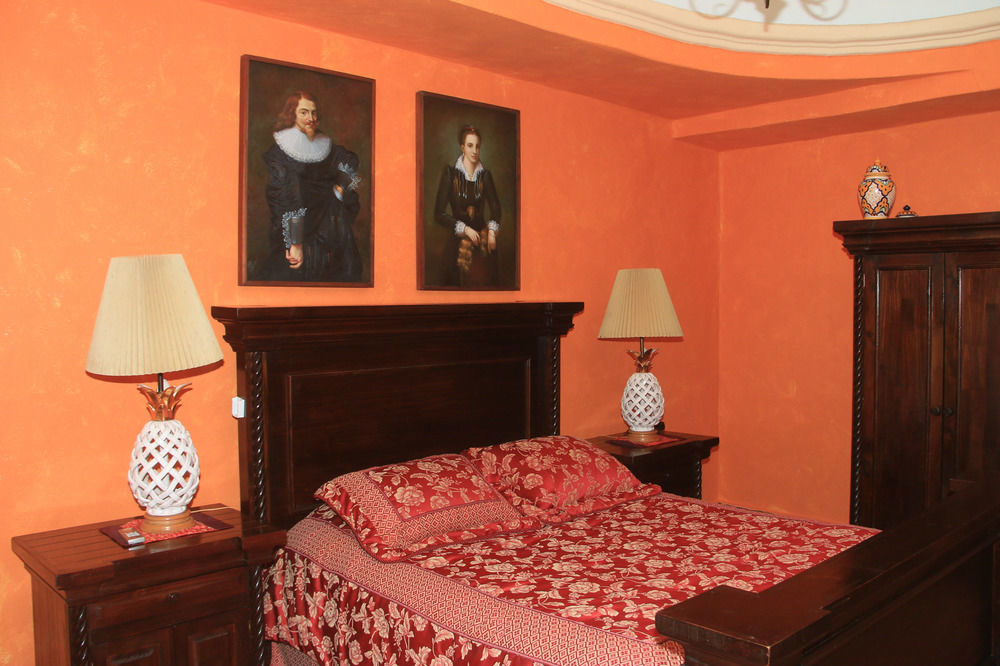 Collection O Casa Bella Hotel Boutique, カボ・サン・ルーカス エクステリア 写真